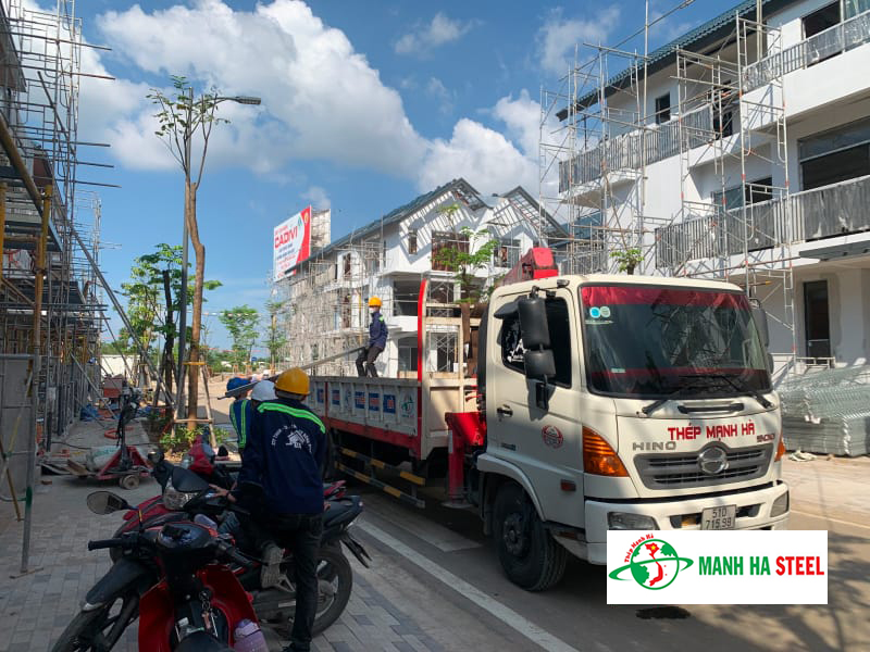 Mạnh Hà vận chuyển thép cường độ cao tận nơi, theo yêu cầu khách hàng