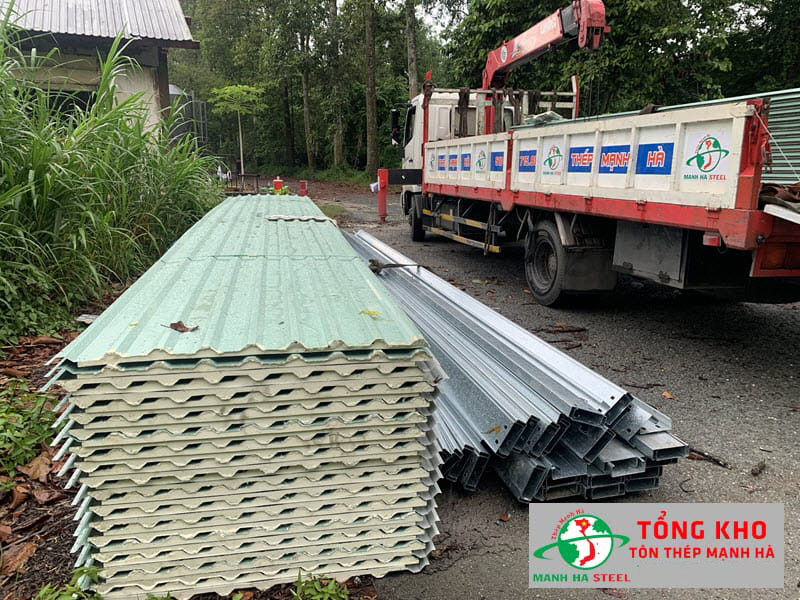 Bảng Báo Giá Tôn Panel - Giá Tấm Panel Tôn Xốp Mới Nhất