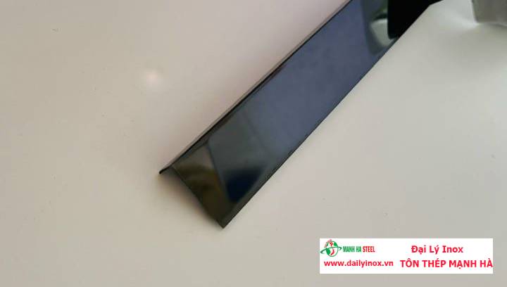 Nẹp Inox L20