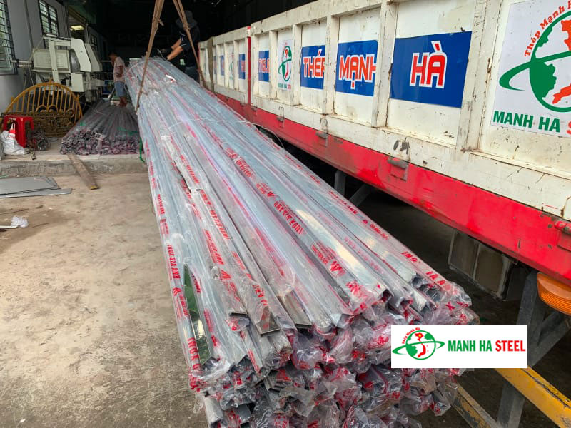 Hộp inox trang trí Hòa Bình 201, 304, 316, 403, 430, 410, 310, 420