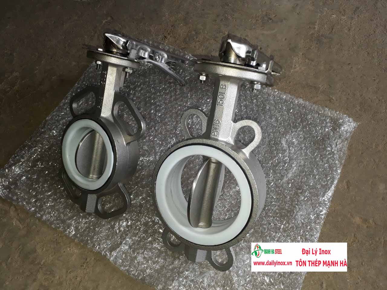 Van bướm inox