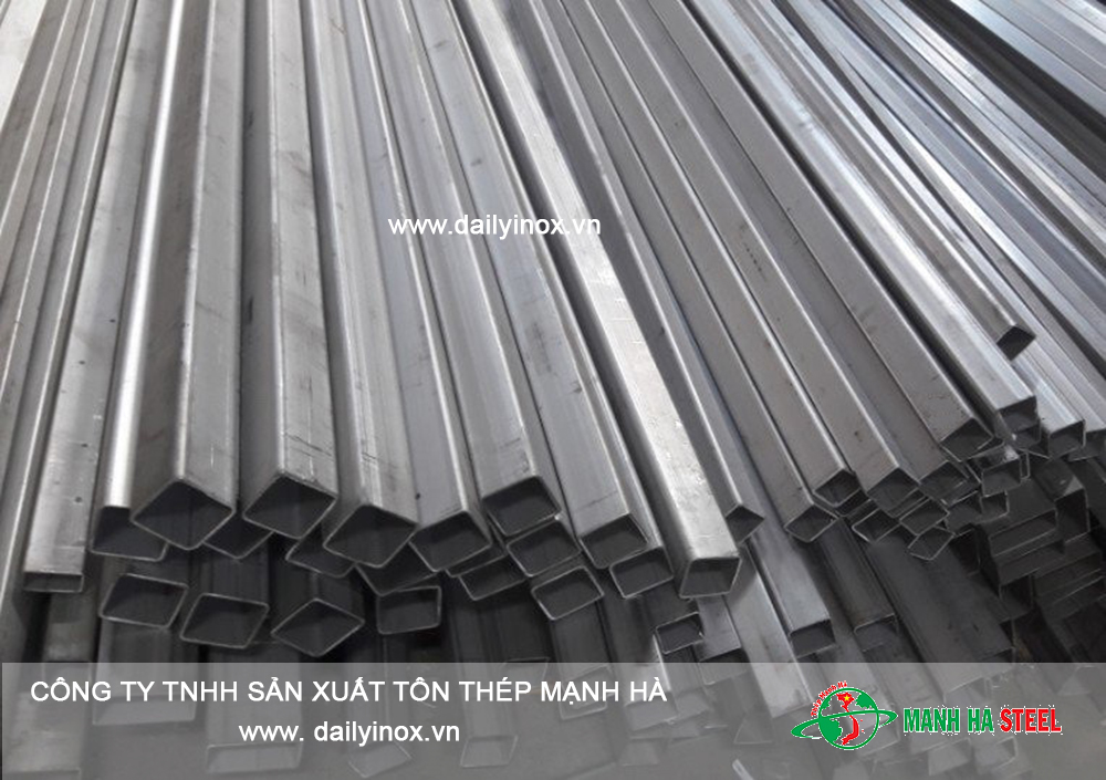 Hộp inox vuông trang trí 30x30 - Đại lý inox Mạnh Hà